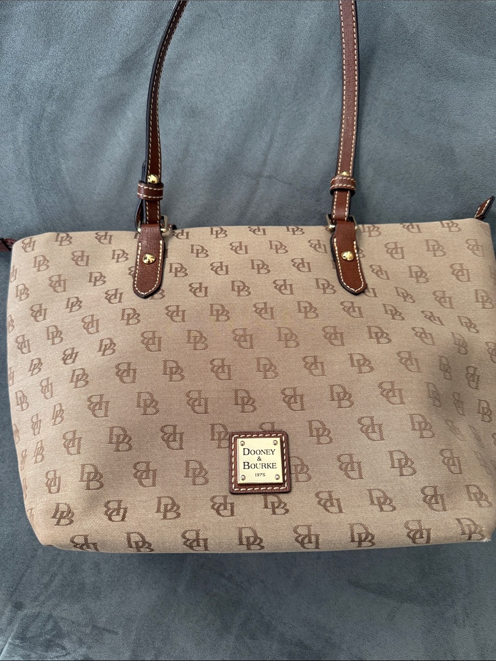 Dooney & Bourke Tan & Brown Signature Tote